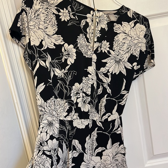 H & M Black/white Floral Jumpsuit Size6 - Picture 4 of 4